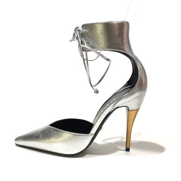GUCCI ANKLE CUFF PUMPS -SILVER LEATHER / GOLD HEELS -US 7 -NEW - Picture 2 of 13